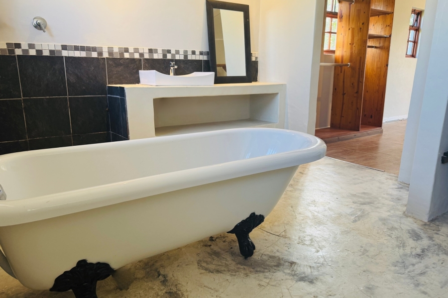 3 Bedroom Property for Sale in Sandbaai Western Cape